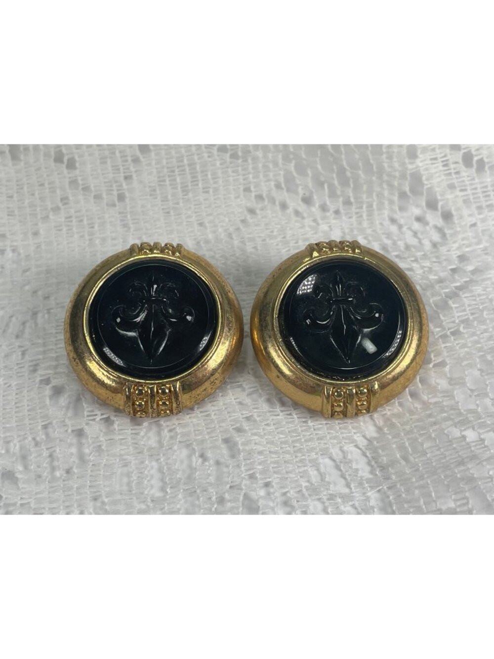Givenchy Black Onyx Fleur-de-lis Floral Clip On Earrings Goldtone Rope Vintage